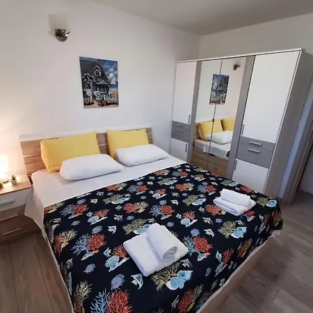 Maris Apartment-balcony With View And Free Parking * Split